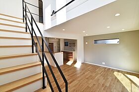 太陽ハウジング株式会社の施工事例「刈谷市Fさま「ところどころに「黒」を配置し、空間全体にまとまりのあるお家」」のメイン画像