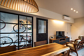 株式会社加度商の施工事例「自転車ラックのある 趣味を楽しむ和モダンハウス」の画像2