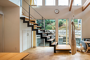 株式会社加度商の施工事例「梁と吹き抜けの大開口な家」の画像7