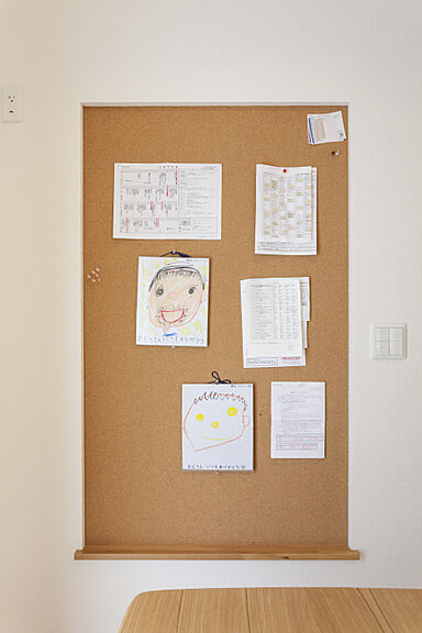 株式会社アニバーサリーホームの施工事例「木の温もりを感じる家」の画像4