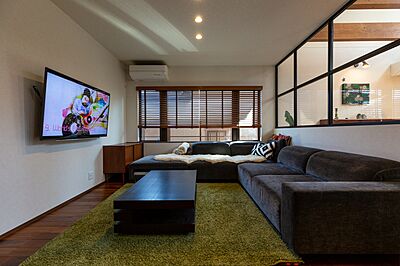 シンプルモダンスタイルのリビング 株式会社谷川建設の事例画像