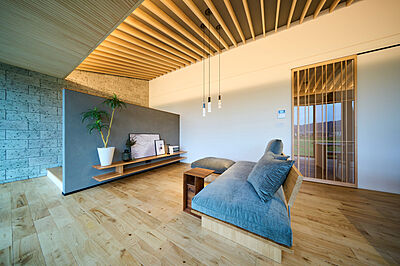 木の家スタイルのリビング 株式会社谷川建設の事例画像