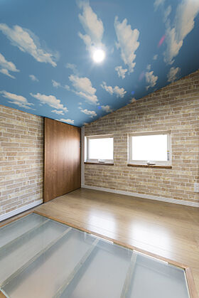 さんわの家の施工事例「開放感と木の温もりに包まれた「平屋のおうち」」の画像4