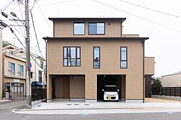 さんわの家の施工事例「シックで落ち着いた、まるでお店のような3階建てのお家」の画像