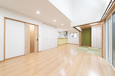 和風・和モダンスタイルのリビング さんわの家の事例画像