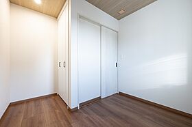 さんわの家の施工事例「深みを楽しむネイビーモダンの住まい」の画像10