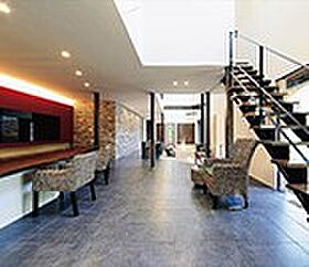 株式会社土屋ホーム 東日本営業本部の施工事例「非日常の時間を楽しむ別荘を、リゾートホテルのイメージで。」の画像2