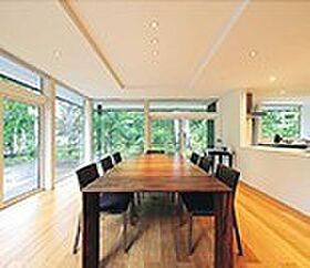 株式会社土屋ホーム 東日本営業本部の施工事例「新しい別荘は寒冷地仕様で、四季を通じて楽しむ軽井沢。」の画像5