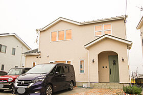 株式会社土屋ホーム 東日本営業本部の施工事例「1.5階のワンモアには主人の”趣味の部屋”を設置したお家」のメイン画像