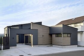 株式会社土屋ホーム 東日本営業本部の施工事例「宮城県仙台市 F様邸 愛車第一に間取を工夫した室内ガレージのある家」の画像6