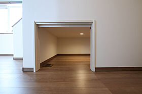 株式会社土屋ホーム 東日本営業本部の施工事例「雪国もで暖かいガレージ付住宅」の画像6