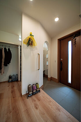 株式会社土屋ホーム 東日本営業本部の施工事例「【サンルーム・回遊動線・パントリー】将来を見据えバリアフリーにこだわった平屋住宅」の画像2