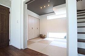 株式会社土屋ホーム 東日本営業本部の施工事例「【上品な黒を使用することで堅実的で親しみのある家】」の画像2