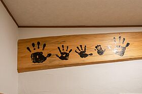 有限会社藤見工務店の施工事例「古建具リメイクの家」の画像3