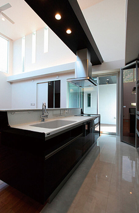 鬼丸ホーム株式会社の公式画像_キッチン4