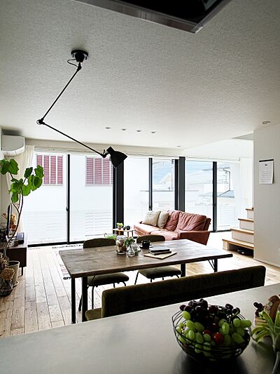 カフェスタイルのリビング 株式会社タイコーアーキテクトの事例画像