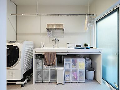 株式会社タイコーアーキテクトの施工事例「8帖の大きな吹き抜けのあるパッシブデザイン住宅」の画像4