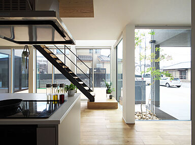 株式会社タイコーアーキテクトの施工事例「2台駐車可能!日当たり&開放感抜群のビルトインガレージハウス」の画像6