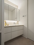 シンプルモダンスタイルの洗面所 株式会社タイコーアーキテクトの事例画像