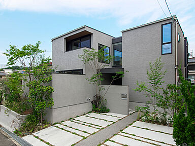 株式会社タイコーアーキテクトの施工事例「南北に庭を配置し「中間領域」が心地よさをつくる南向きパッシブデザインハウス」の画像10