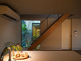 株式会社タイコーアーキテクトの施工事例「南北に庭を配置し「中間領域」が心地よさをつくる南向きパッシブデザインハウス」の画像5