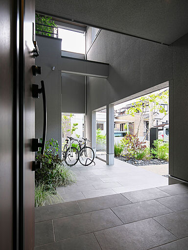 株式会社タイコーアーキテクトの施工事例「【奈良】勾配天井によって明るく開放的!愛猫と心地よく暮らすためのパッシブ住宅」の画像2