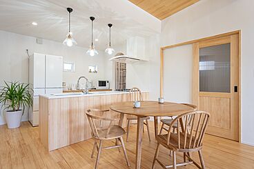 株式会社HARMONYの施工事例「和らかな木のぬくもりを感じる自然素材の家」の画像