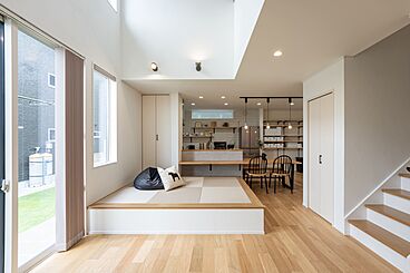 株式会社HARMONYの施工事例「空間をめぐり、家族が自然と集うくらし」の画像