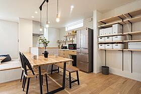 株式会社HARMONYの施工事例「空間をめぐり、家族が自然と集うくらし」の画像2