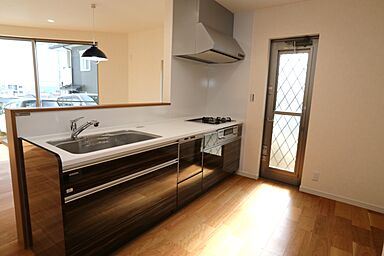 株式会社サイエンスLDホームの施工事例「兵庫県☆家族との繋がりを感じられるお家」の画像1