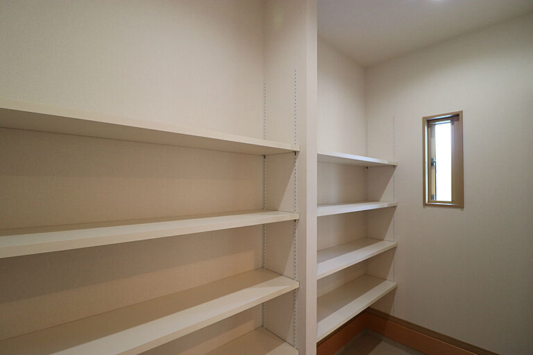 株式会社国分ハウジング 鹿屋店の公式画像_収納4