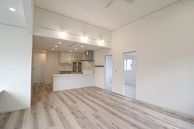 株式会社国分ハウジング 姶良店の施工事例「白を基調とした可愛らしい平屋建て 【霧島市国分広瀬 N様邸】」の画像1