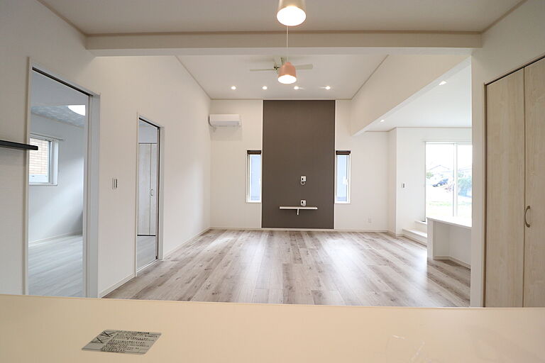 国分ハウジング 薩摩川内店の公式画像_キッチン3