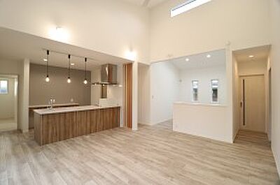 シンプルモダンスタイルのリビング 国分ハウジング 鹿児島店の事例画像