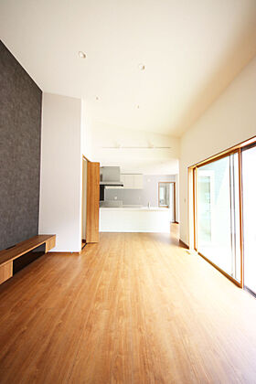 株式会社国分ハウジング 姶良店の施工事例「広い空間の中ですっきり暮らせる平屋の家 【鹿児島市 M様邸】」の画像6