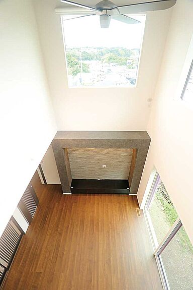 株式会社国分ハウジング 姶良店の施工事例「桜島を望む高台に建つ解放感たっぷりの高性能の二階建て【鹿児島市 K様邸】」の画像1