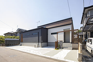 株式会社東海住宅 エンジョイホームの施工事例「【東海村】家族の絆を深める「コの字型」の平屋」の画像