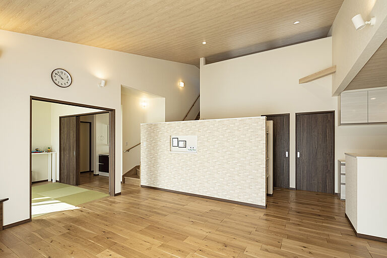 株式会社東海住宅 エンジョイホームの公式画像_リビング2