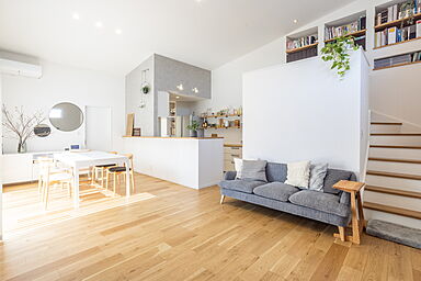 株式会社東海住宅 エンジョイホームの施工事例「【ひたちなか市】L字型の平屋が生む心地いいプライベート空間」の画像2