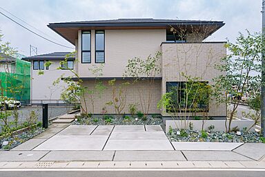 東宝ホーム株式会社 熊本支店の施工事例「コルーチェタウン白藤展示場」の画像