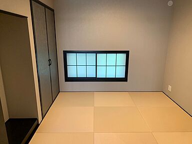 東宝ホーム株式会社 熊本支店の施工事例「重厚感とナチュラルデザインを兼ね備えた邸宅」の画像5