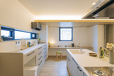 東宝ホーム株式会社 熊本支店の施工事例「XROSS WAY広安西 7-11号地モデルハウス」の画像2