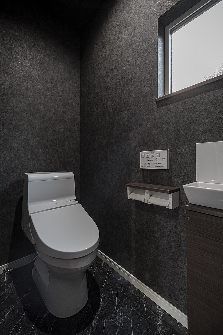 重松建設株式会社の公式画像_トイレ4