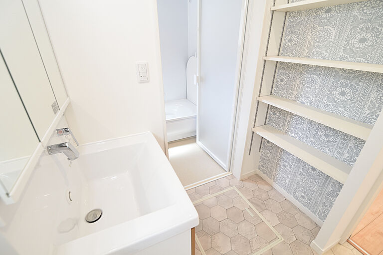 重松建設株式会社の公式画像_洗面5