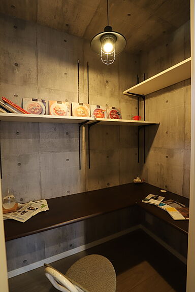 重松建設株式会社の施工事例「リビングが勾配天井の平屋 ~COZY~」の画像4