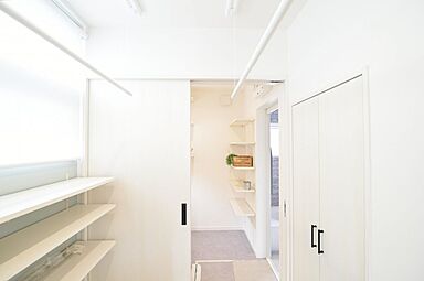 重松建設株式会社の施工事例「こあがり和室のある4LDKのお家」の画像6