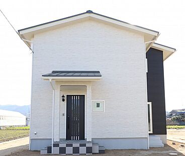 重松建設株式会社の施工事例「メーターモジュールの5LDKのお家」の画像