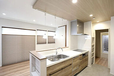 重松建設株式会社の施工事例「タイル使いがかわいい2LDKの平屋」の画像2