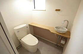 重松建設株式会社の施工事例「タイル使いがかわいい2LDKの平屋」の画像5