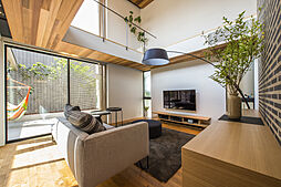 株式会社 伊田工務店の施工事例「大きな壁が豊かにする家」の画像